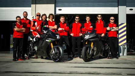 2025 Ducati V21L