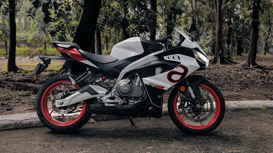 Aprilia’s RS 457 Is the Closest Thing to a Perfect Beginner Sportbike